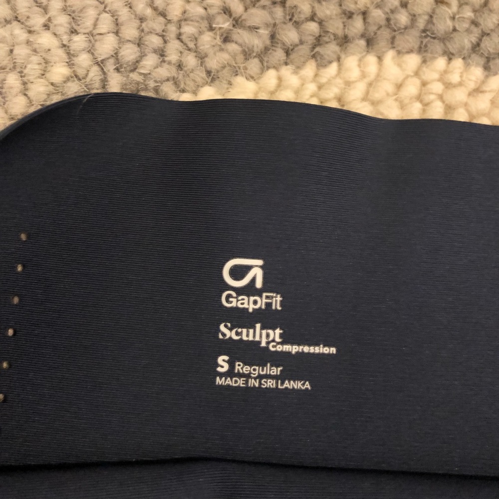 Gap fit navy sculpt compression leggings